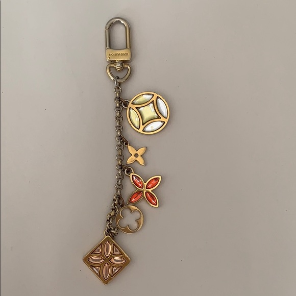 Louis Vuitton Accessories - Louis Vuitton Key Chain